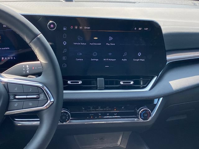 Used 2026 Chevrolet Equinox LT FWD image 10