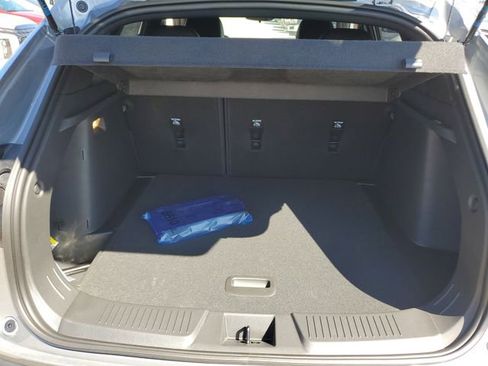 New 2026 Chevrolet Trax RS image 9