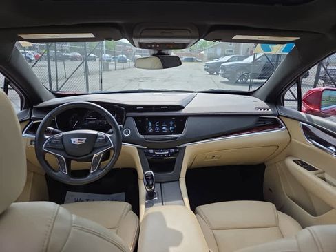 Used 2019 Cadillac XT5 Luxury FWD image 22