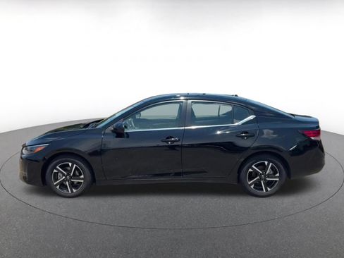 Used 2025 Nissan Sentra SV FWD image 7