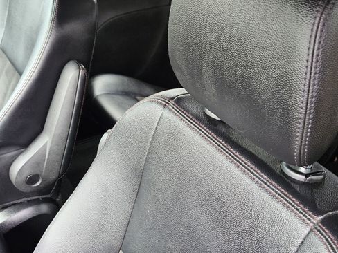 Used 2019 Dodge Grand Caravan SXT image 31