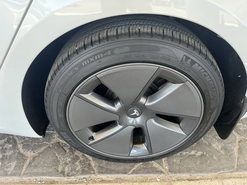 Used 2023 Tesla Model 3 Standard Range RWD image 22