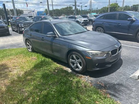Used 2015 BMW 320i Sedan RWD image 3