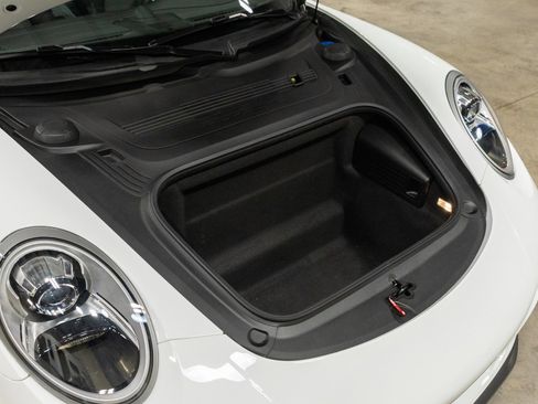 Used 2019 Porsche 911 Carrera T RWD image 64