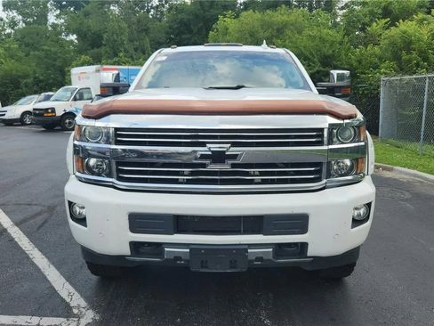 Used 2016 Chevrolet Silverado 2500 High Country AWD/4WD image 7