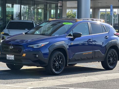 Used 2025 Subaru Crosstrek 2.5i Wilderness w/ Crosstrek Mirror Package AWD/4WD image 8