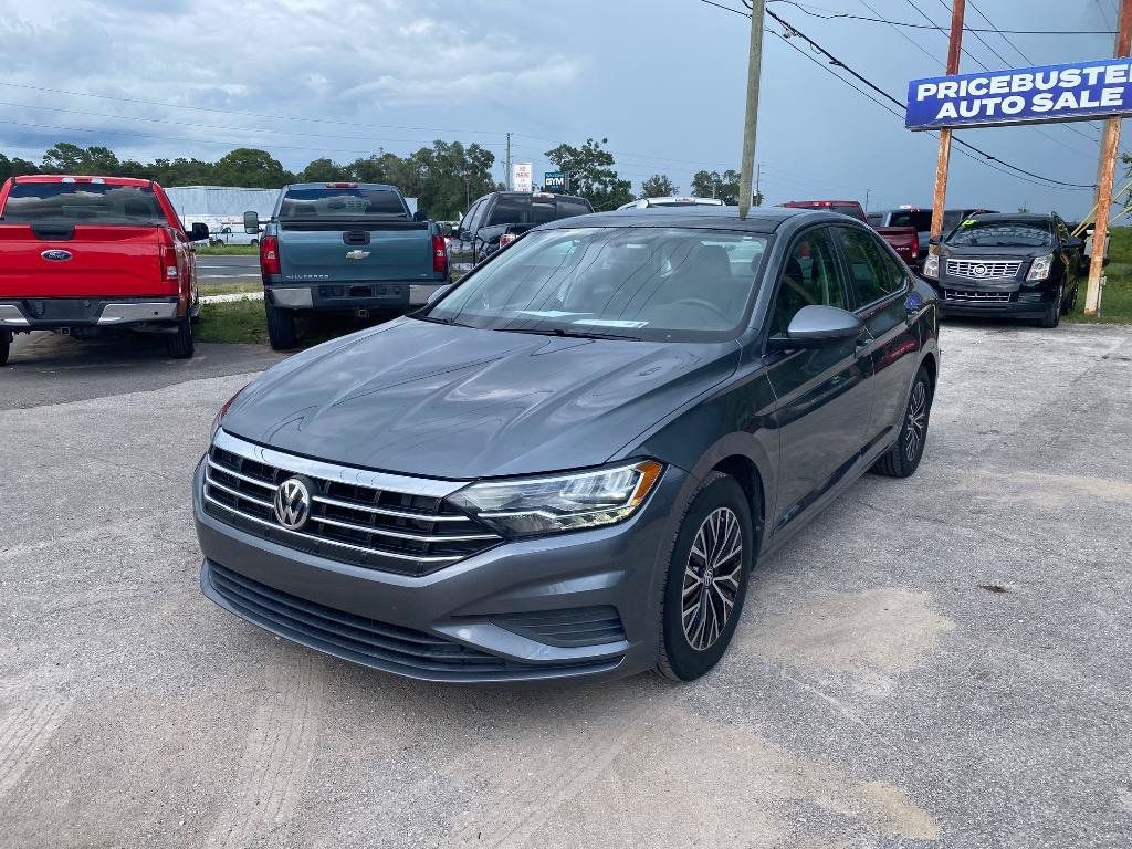 Used 2019 Volkswagen Jetta SE FWD image 2