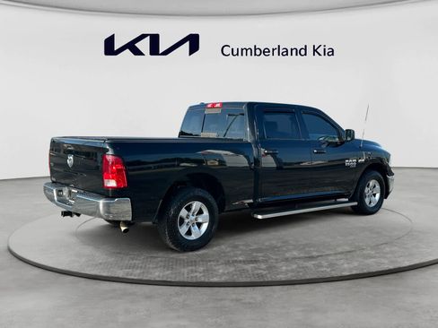 Used 2019 RAM 1500 Classic SLT RWD image 5