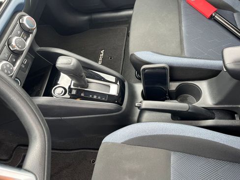 Used 2025 Nissan Versa SV image 36