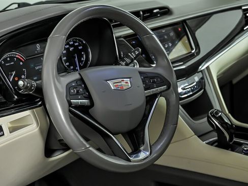 Used 2021 Cadillac XT6 Premium Luxury AWD/4WD image 21