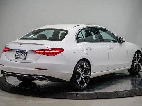 Used 2025 Mercedes-Benz C 300 Sedan image 4