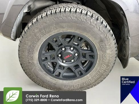 Used 2018 Toyota 4Runner TRD Off-Road Premium w/ Convenience Package image 35