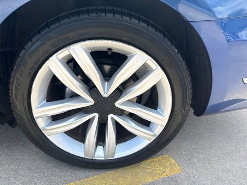 Used 2017 Volkswagen Passat 1.8T SEL Premium FWD image 7