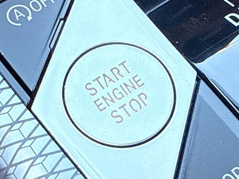 New 2026 BMW 330i Sedan image 38