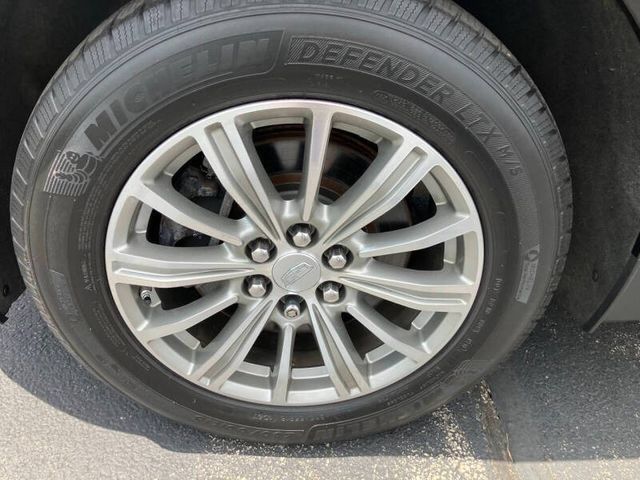 Used 2018 Cadillac XT5 Luxury w/ Driver Awareness Package AWD/4WD image 32