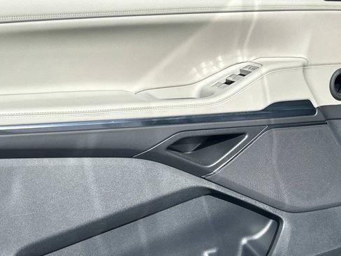 New 2026 Lincoln Navigator Premiere AWD/4WD image 21