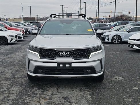 Used 2022 Kia Sorento SX Prestige w/ Panoramic Sunroof Package image 16