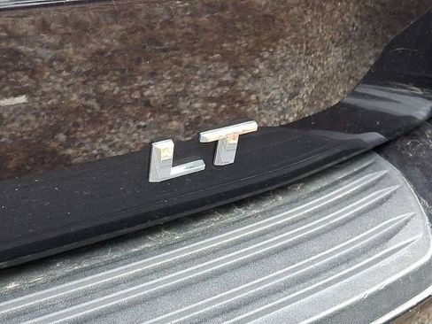 Used 2022 Chevrolet Tahoe LT w/ LT Signature Package AWD/4WD image 9