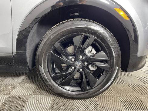 Used 2025 Buick Encore GX Sport Touring image 6