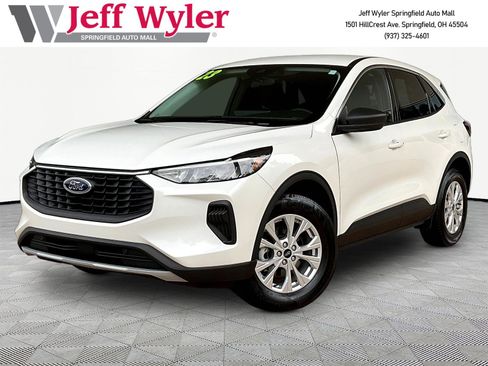 Used 2023 Ford Escape Active w/ Tech Pack #1 AWD/4WD image 1