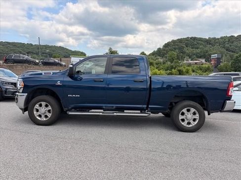 Used 2024 RAM 2500 Big Horn AWD/4WD image 8