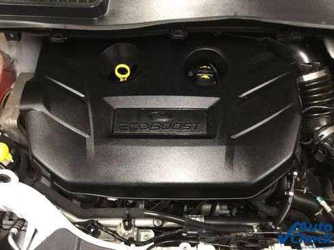 Used 2019 Ford Escape Titanium image 41