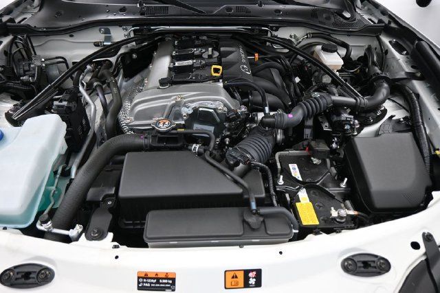 Certified 2025 MAZDA MX-5 Miata RF Club RWD image 21