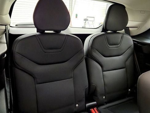 Used 2025 Volvo EX90 Ultra AWD/4WD image 22