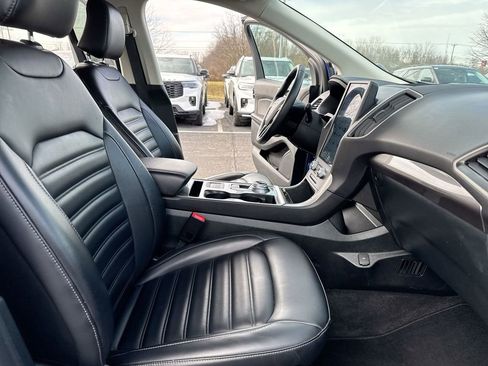 Used 2024 Ford Edge SEL image 21