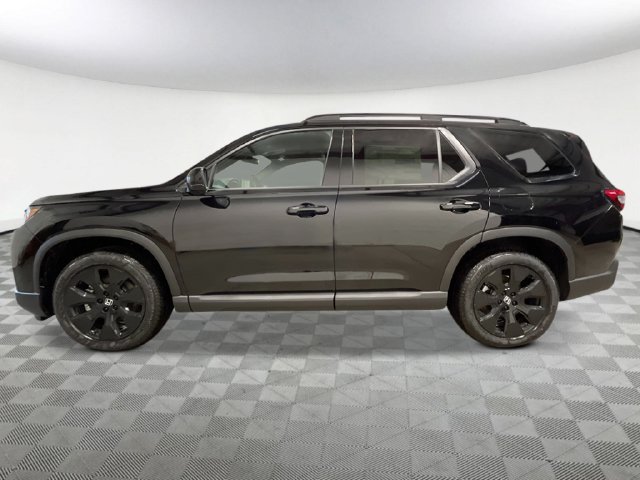 New 2026 Honda Pilot Black Edition image 3