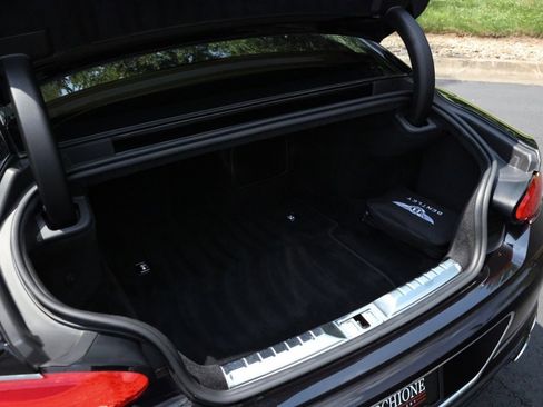 Used 2024 Bentley Continental GT image 47