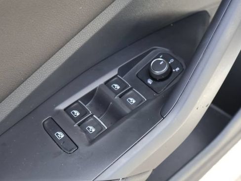 Used 2025 Volkswagen Jetta S FWD image 11
