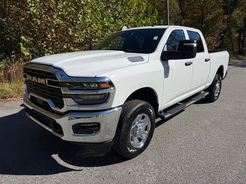 New 2026 RAM 2500 Tradesman image 3