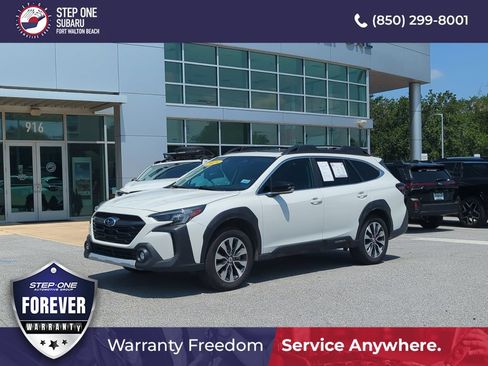 Used 2025 Subaru Outback Limited AWD/4WD image 1
