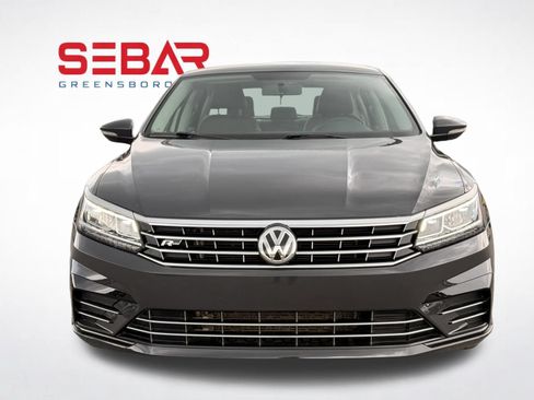 Used 2017 Volkswagen Passat 1.8T R-Line w/ R-Line Lighting Package FWD image 5