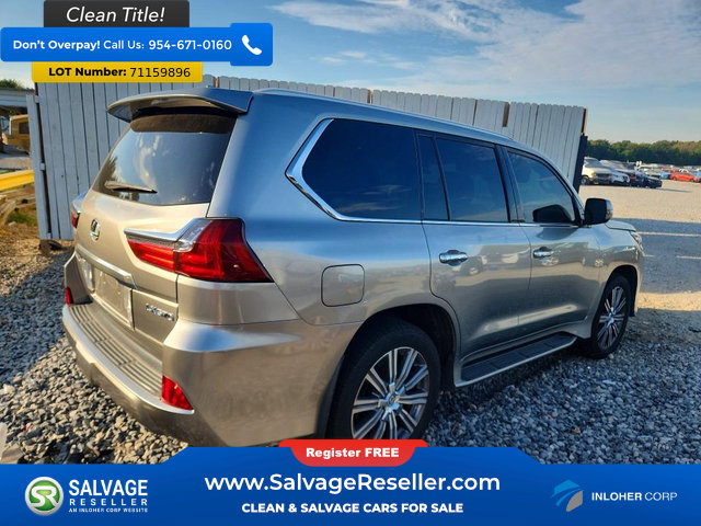 Used 2017 Lexus LX 570 4WD w/ Luxury Package image 4