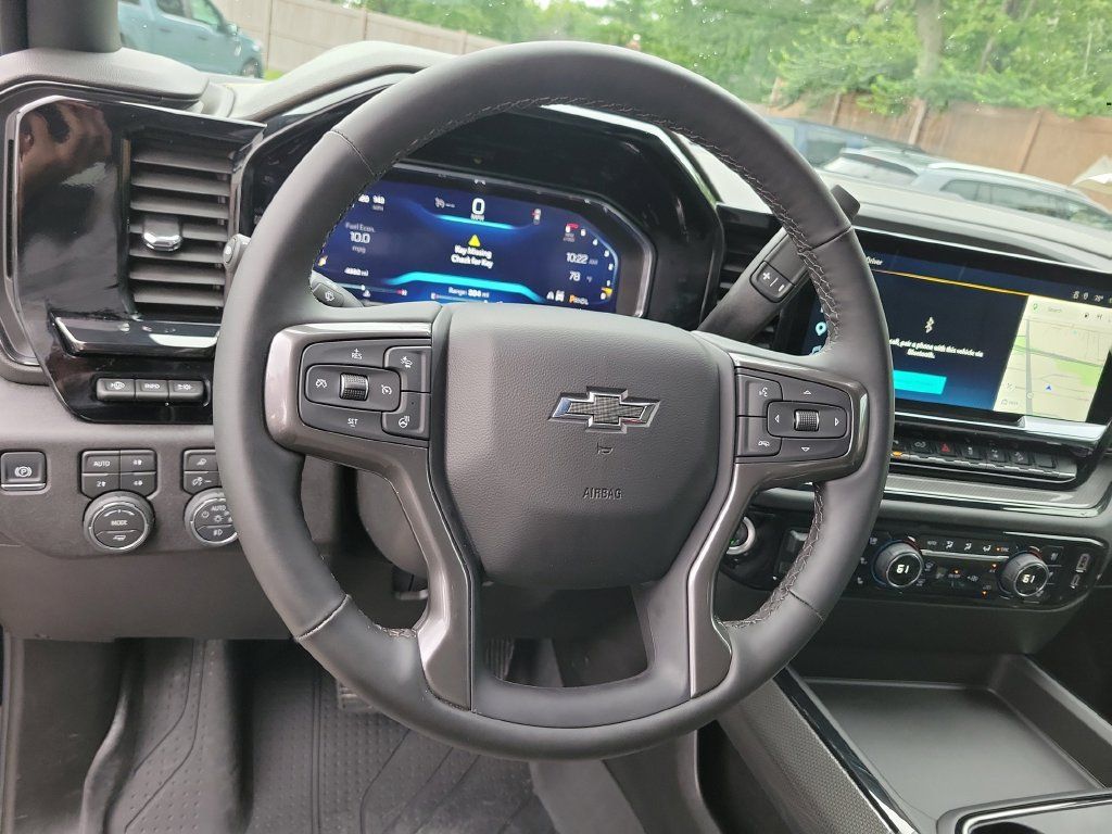 Used 2026 Chevrolet Silverado 2500 ZR2 w/ LPO, Dark Essentials Package AWD/4WD image 27