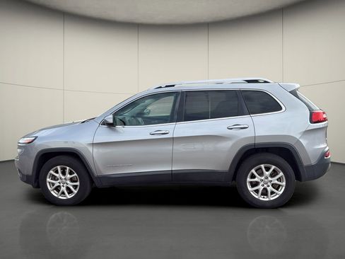 Used 2014 Jeep Cherokee Latitude image 4