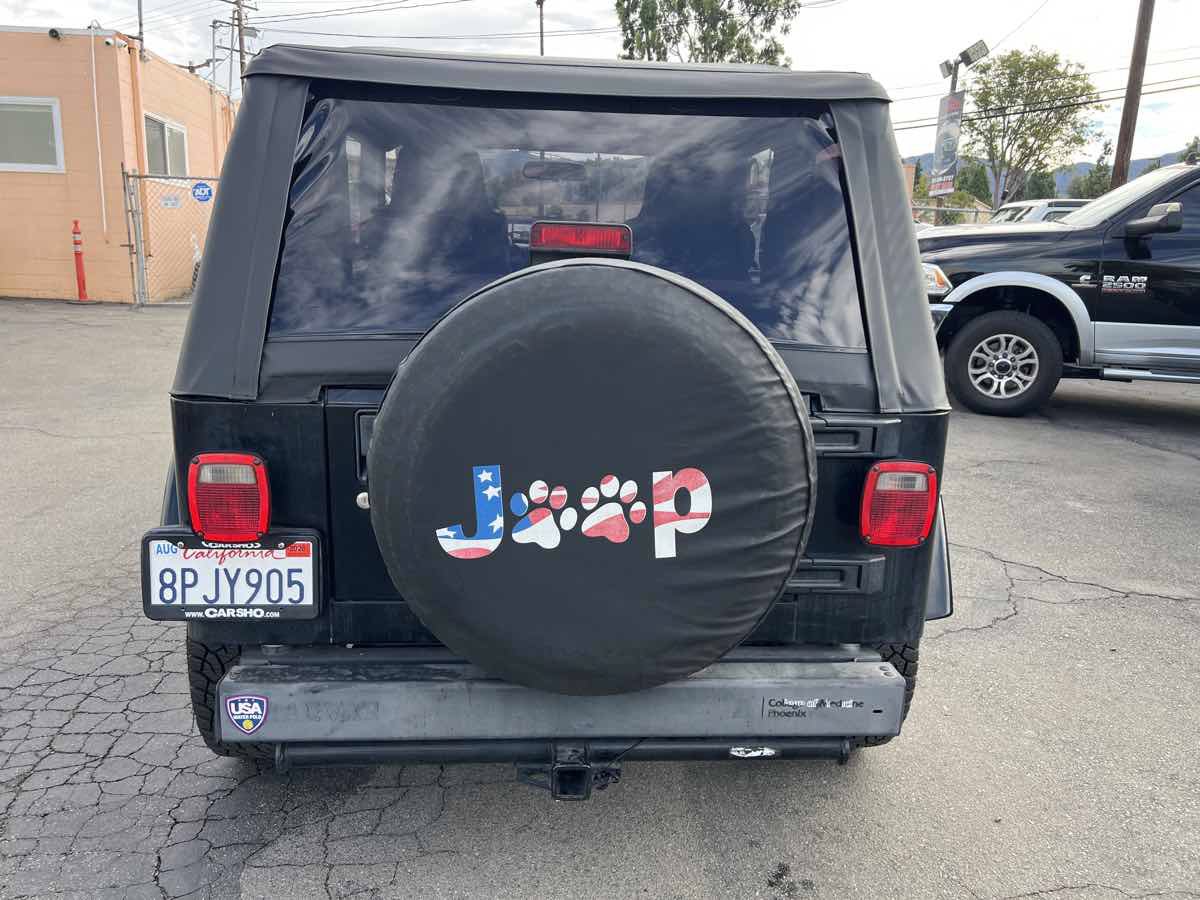 Used 2006 Jeep Wrangler X w/ Jeep 65th Anniversary Edition AWD/4WD image 9