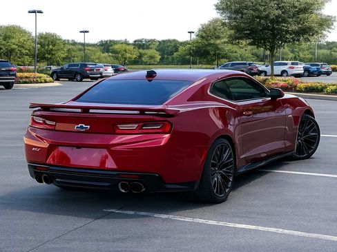 Used 2018 Chevrolet Camaro ZL1 RWD image 5