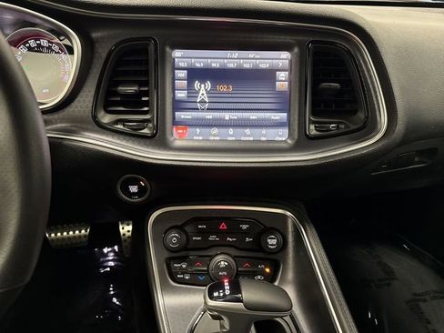 Certified 2018 Dodge Challenger R/T Scat Pack w/ Leather Interior Group image 9