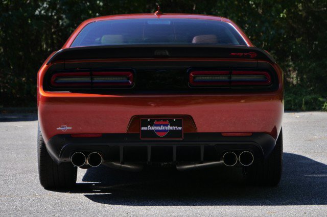 Used 2022 Dodge Challenger SRT Hellcat w/ Plus Package RWD image 8