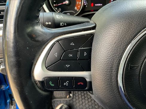 Used 2021 Jeep Compass Sport w/ Cold Weather Group AWD/4WD image 11