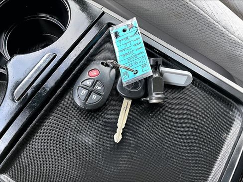 Used 2018 Toyota Sienna LE image 14