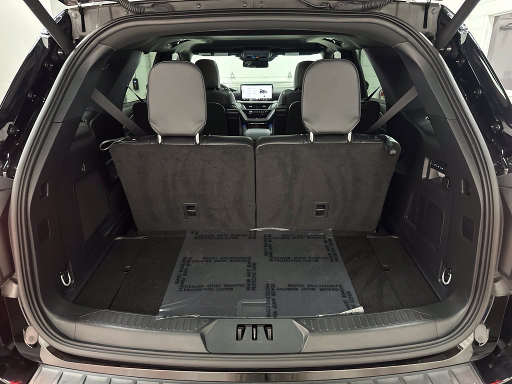 Used 2025 Ford Explorer ST w/ Sun And Sound Package AWD/4WD image 37