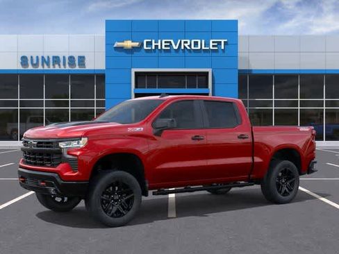 New 2026 Chevrolet Silverado 1500 LT Trail Boss w/ LPO, Dark Essentials Package AWD/4WD image 3