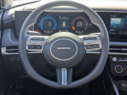 Used 2025 Hyundai Tucson SEL image 12