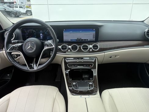 Used 2021 Mercedes-Benz E 350 Sedan image 18