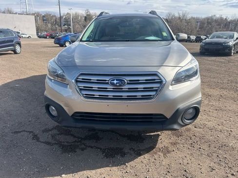 Used 2017 Subaru Outback 2.5i Premium image 9