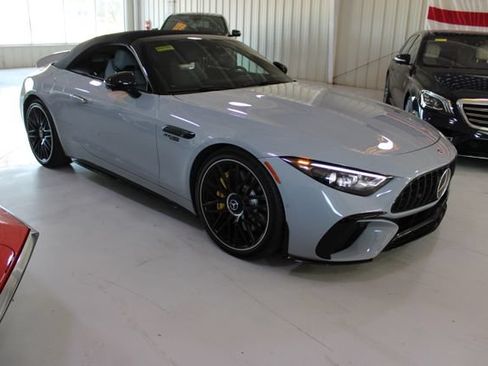 Used 2022 Mercedes-Benz SL 63 AMG 4MATIC image 45